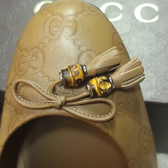 Gucci Guccisima Soft Light Camel Flats - Picture 4 of 11